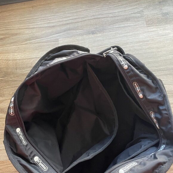 LeSportSac Black Nylon Tote/Weekender $80 Not used - Picture 8 of 14